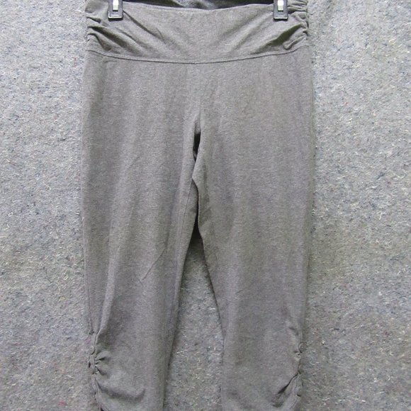 tek gear Pants & Jumpsuits Grey Tek Gear Yoga Capris Poshmark